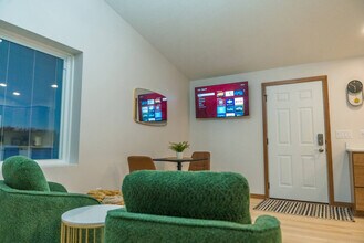 Building Photo - 10268 Cleveland Rd