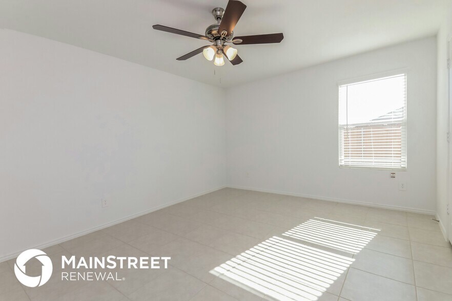 Building Photo - 3104 Helix Bay Dr