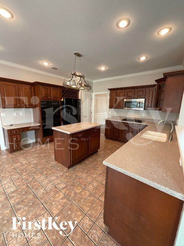 Building Photo - 1656 Turtle Hill Dr