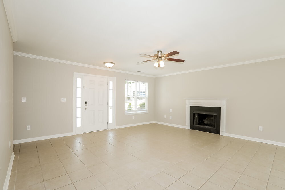 Building Photo - 505 Walnut Woods Dr