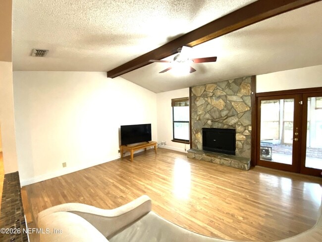 Building Photo - 7252 Holiday Hill Ct