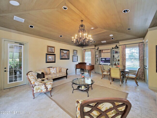 Building Photo - 4300 S Beach Pkwy