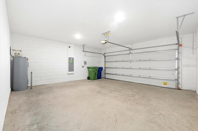 Building Photo - 1140 Tyler Lp