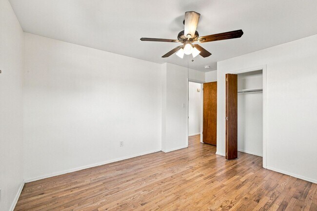 Building Photo - 1610 S Allison St