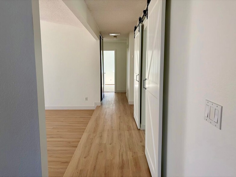 Building Photo - 4983 Filament St