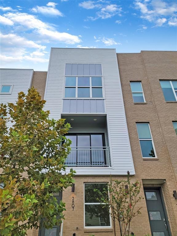 Building Photo - 3807 Threadgill St