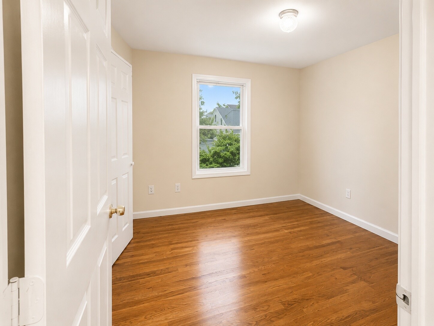 BEDROOM #2 - 226 Bond St