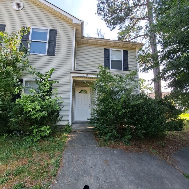 Building Photo - 3 Bedroom 2.5 Bath single family in Chesap...
