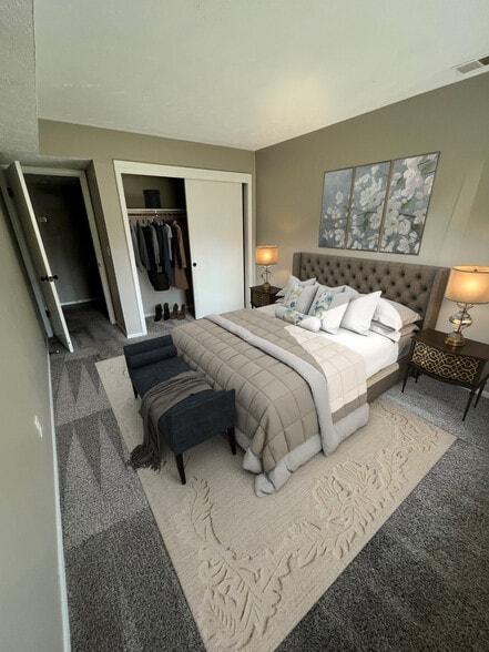 Building Photo - 38th Place