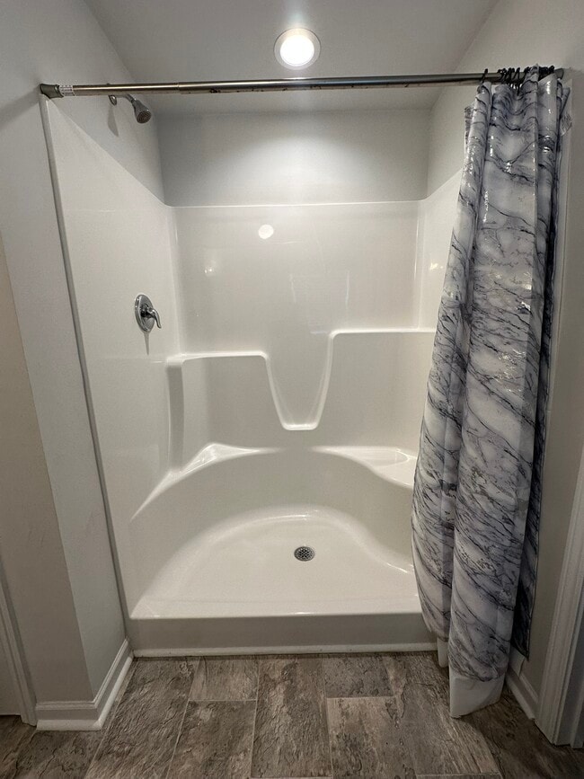 Building Photo - 1709 Redbout Ct