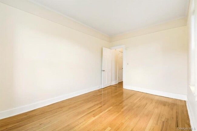 Building Photo - 663 Locust St