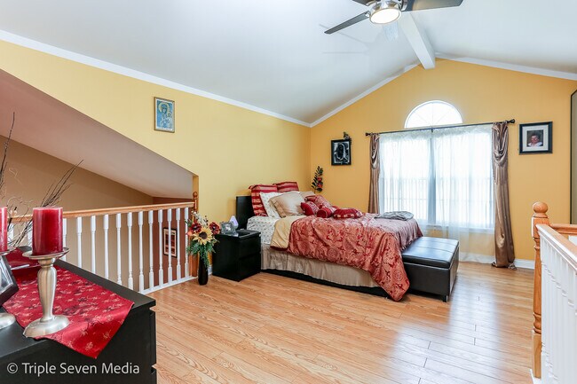 Building Photo - 8126 160th St