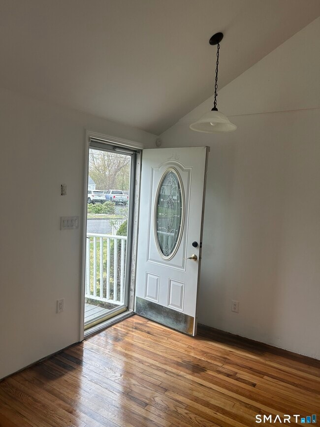 Building Photo - 26 Sunnydale Rd