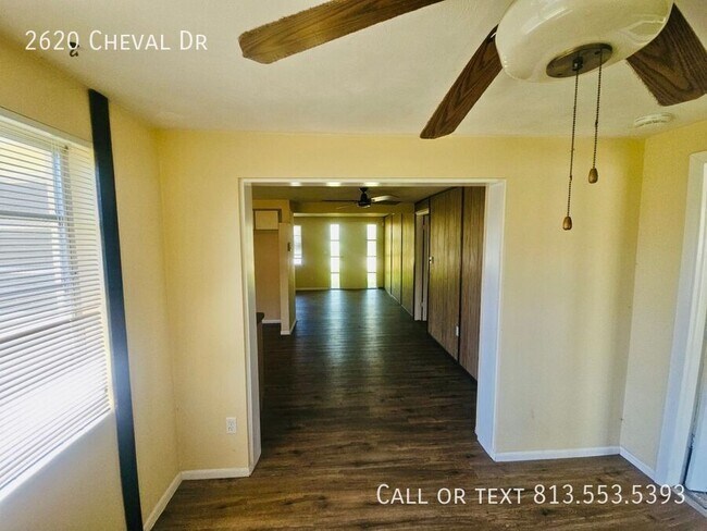 Building Photo - 2620 Cheval Dr