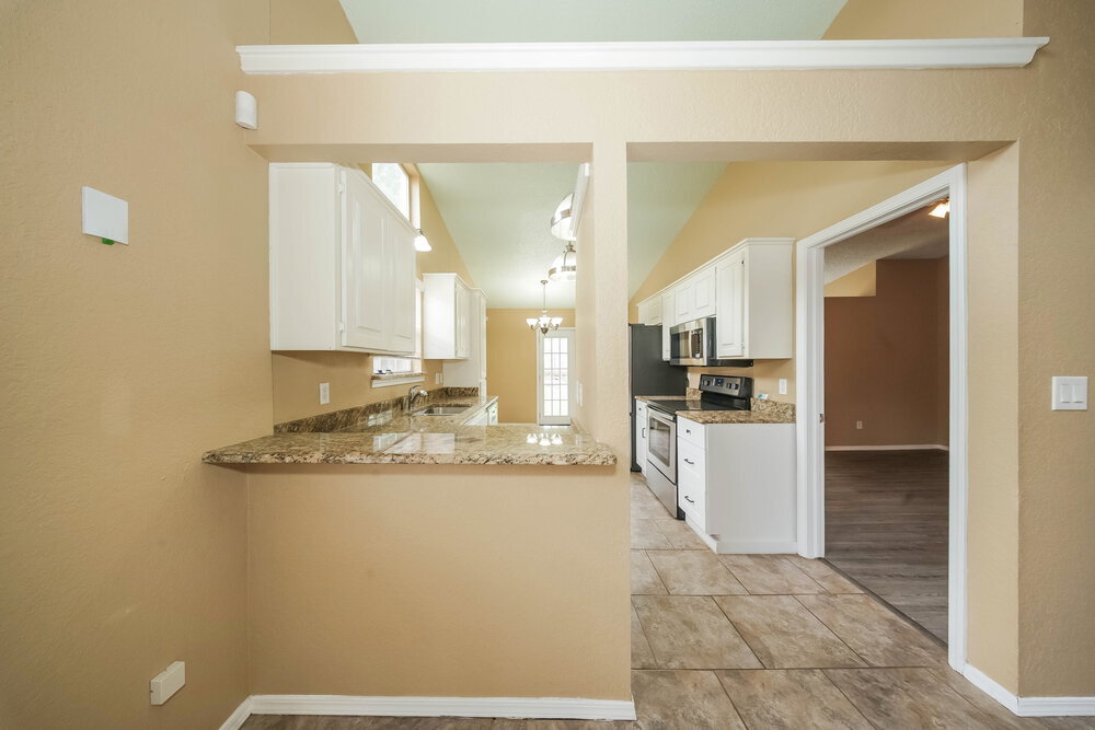 Building Photo - 616 Stoneridge Dr