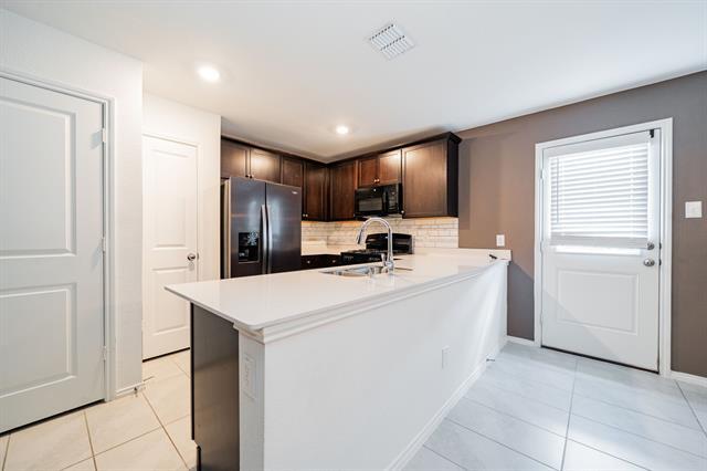 Building Photo - 6204 Unbridled Dr