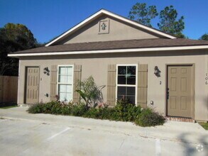 Building Photo - Beautiful Home in the CENTER of LAFAYETTE!!
