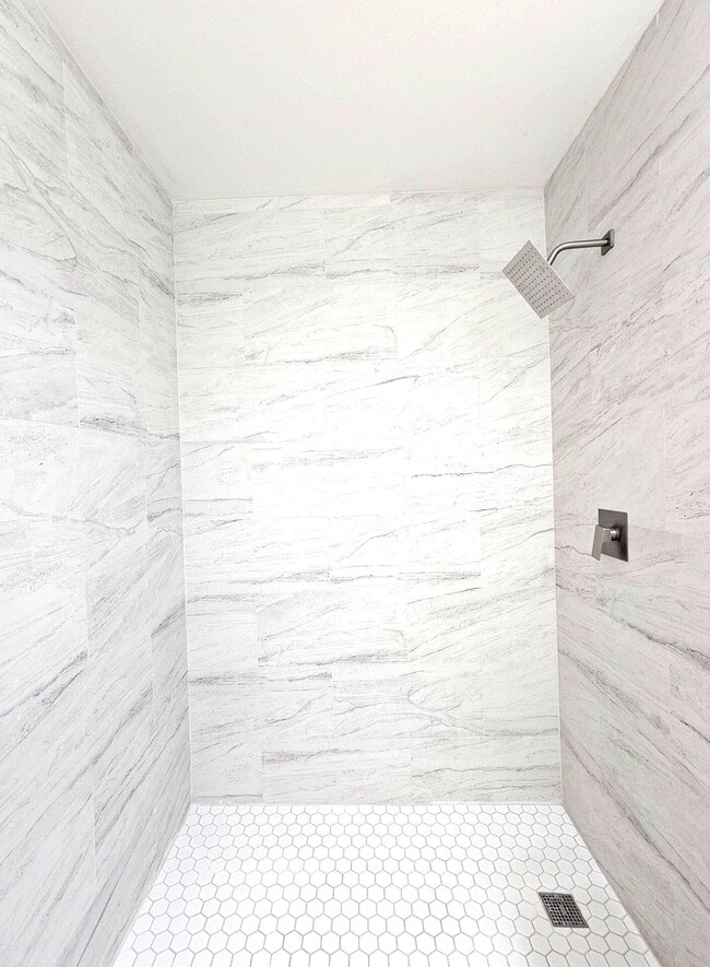 Building Photo - 4780 Orleans Ct