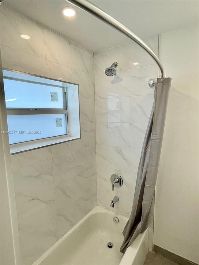 Building Photo - 5701 NW 28th St