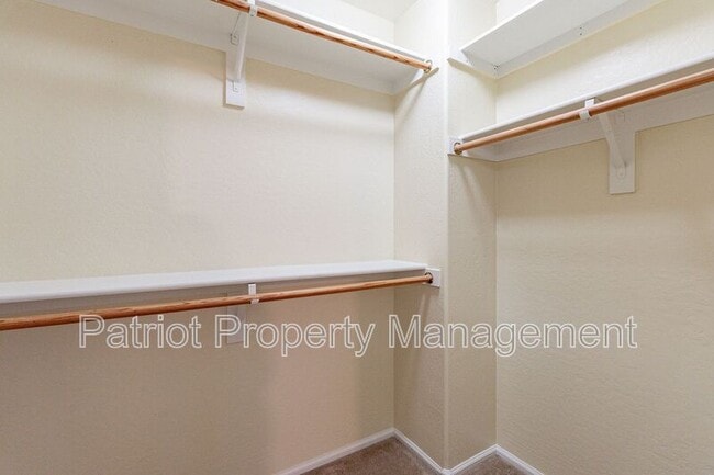 Building Photo - 42509 N 45th Dr