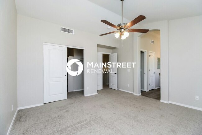 Building Photo - 3 Bedroom Pet-Friendly Home in GILBERT, AZ...