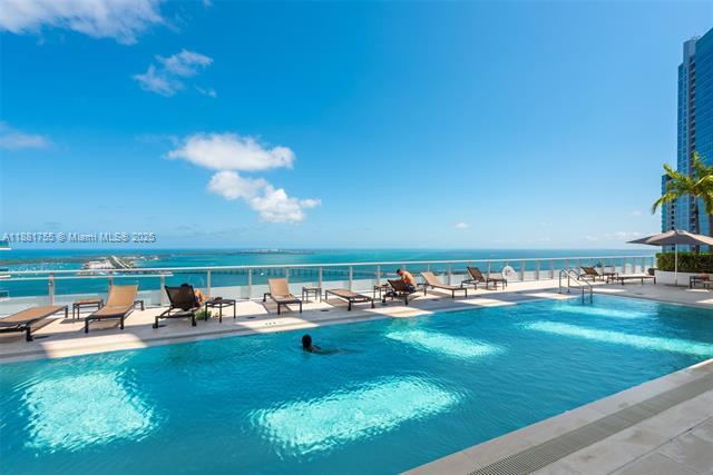 Building Photo - 1300 Brickell Bay Dr