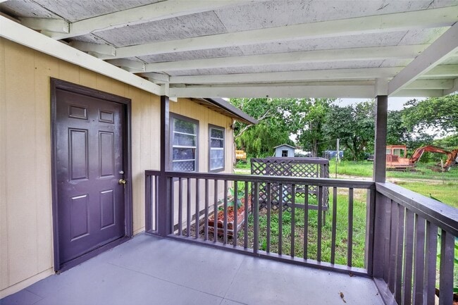 Building Photo - 12731 Wanda Way