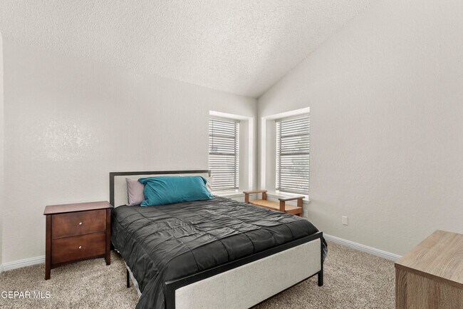 Building Photo - 10925 Ernie Banks Dr