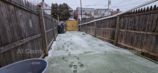 Building Photo - 1922 Glendale Ave