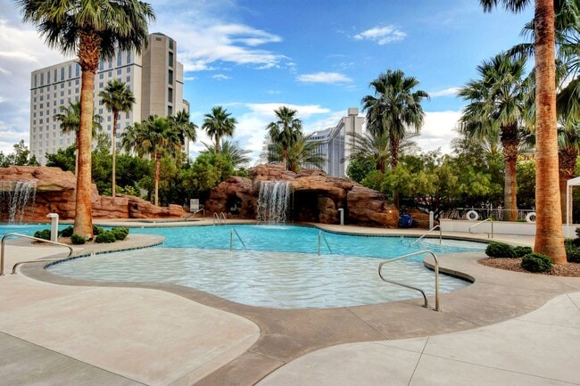 Building Photo - Turnberry Towers 2705W-City/Golf Course Views from this Stunning 1Bd/1.5Ba Residence