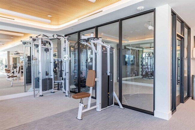 Building Photo - 3900 Alton Rd