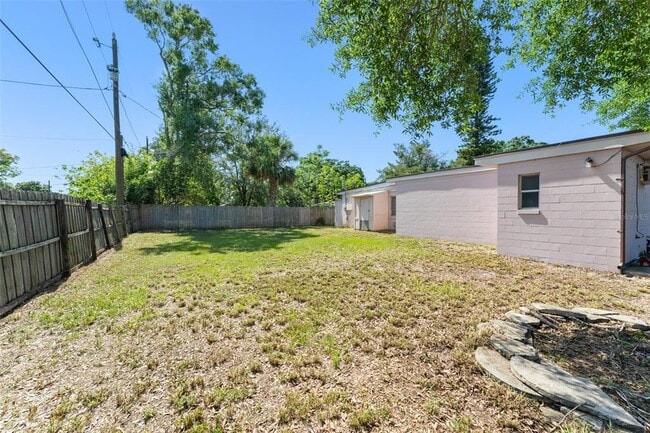 Building Photo - 7712 Hoosier Pl