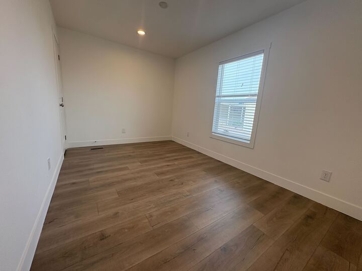 Building Photo - 2060 N Center St