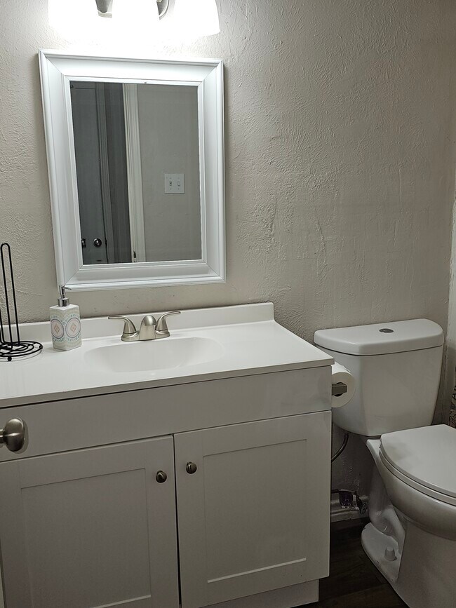 Building Photo - Texas Trails Apartments