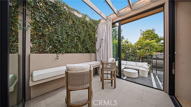 Building Photo - 8840 Ashcroft Ave