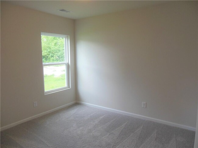 Building Photo - 208 Saddle Brooke Trace