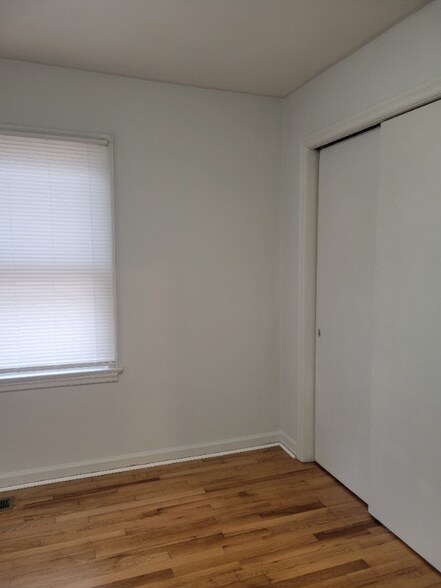 Building Photo - 1620 Old Wilson Rd