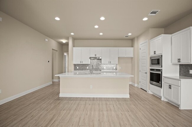 Building Photo - 709 Pinnacle View Dr