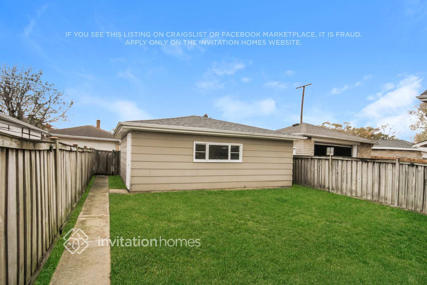 Building Photo - 3832 East Ave