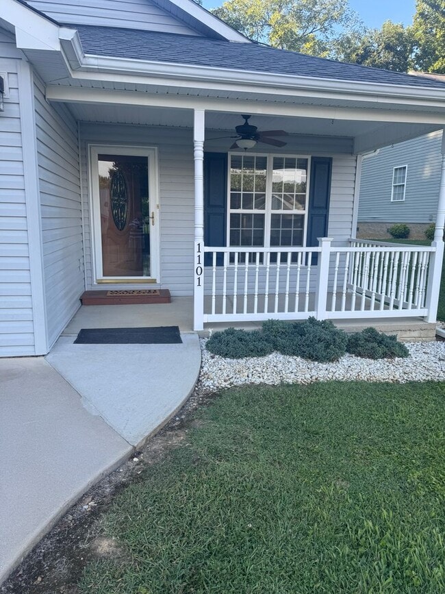 Primary Photo - Charming one level home in a wonderful Bri...