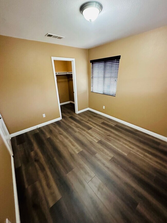 Building Photo - Coming Soon! Gorgeous 4 bed, 4 Bath Canyon Hills home for Lease!