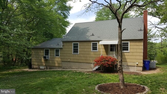 Building Photo - 6650 Montgomery Rd