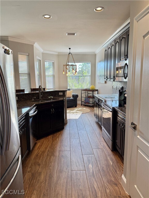 Building Photo - 13936 Village Creek Dr