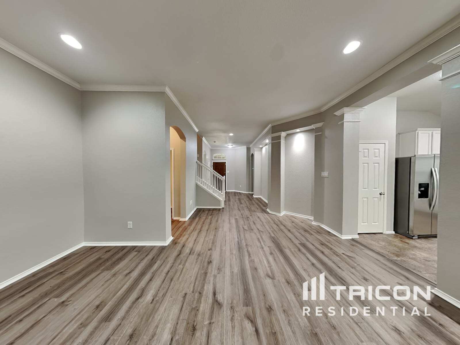 Building Photo - 630 Azalea Dr
