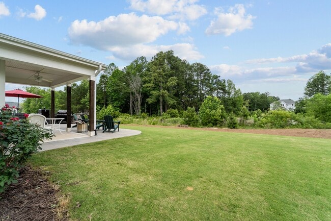 Building Photo - 130 Amelia Dr