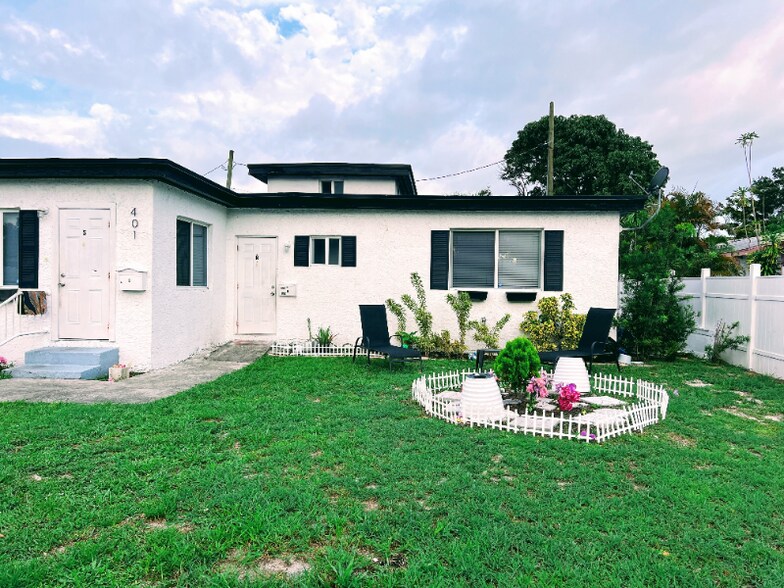 Building Photo - 401 NW 16th Ave