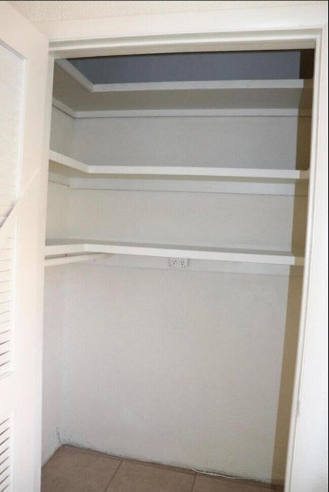 Building Photo - 6289 Lear Dr