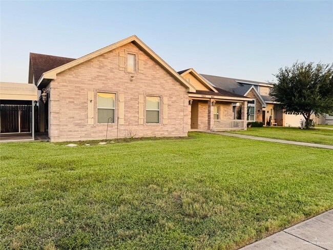 Building Photo - 2415 Flag Stone Terrace