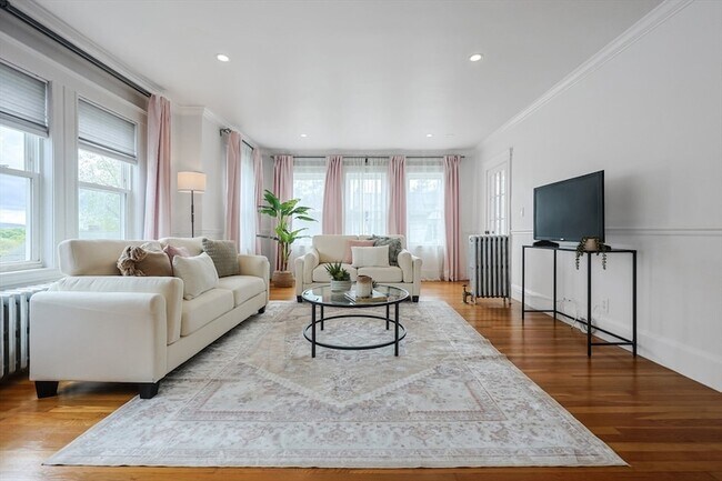 Building Photo - 22-24 Ellison Avenue Unit 24