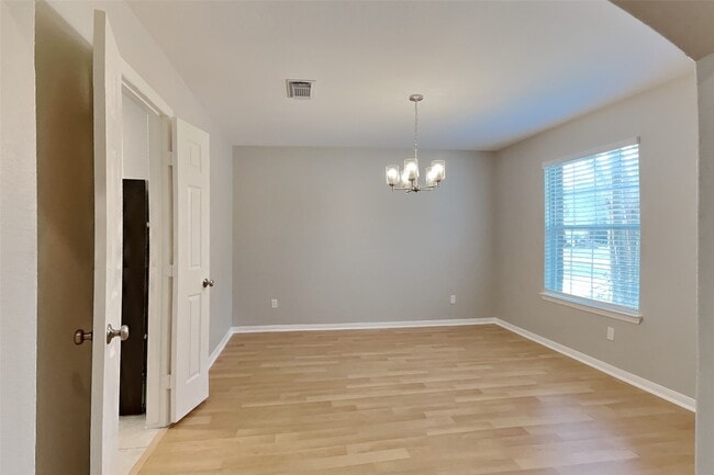 Building Photo - 32331 Summer Park Ln